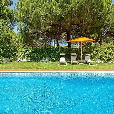Cardona Villa Vilamoura